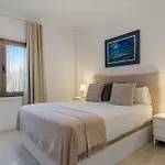 1 Bedroom In Andalucia Del Mar - Puerto Banus * Marbella