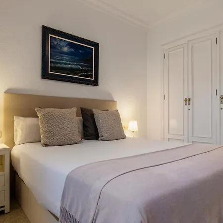 1 Bedroom In Andalucia Del Mar - Puerto Banus アパート