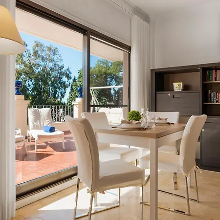 1 Bedroom In Andalucia Del Mar - Puerto Banus Apartment Marbella