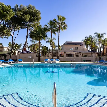 1 Bedroom In Andalucia Del Mar - Puerto Banus Appartamento Marbella