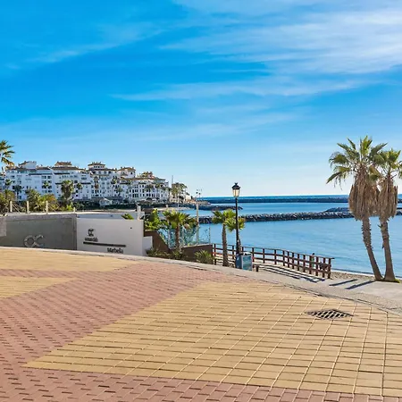 1 Bedroom In Andalucía Del Mar - Puerto Banús *