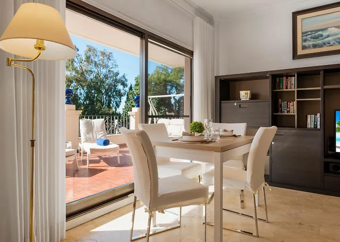 1 Bedroom In Andalucia Del Mar - Puerto Banus Appartamento Marbella